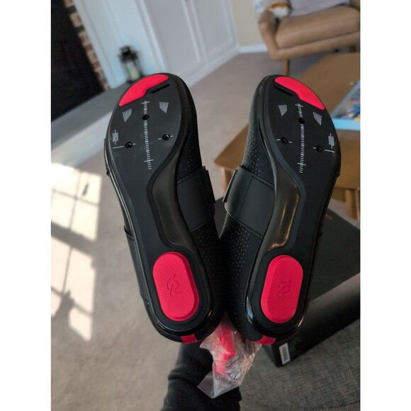 Brand new Peloton Altos Cycling shoes with look delta cleats + box US men\'s 10.5 main image 6